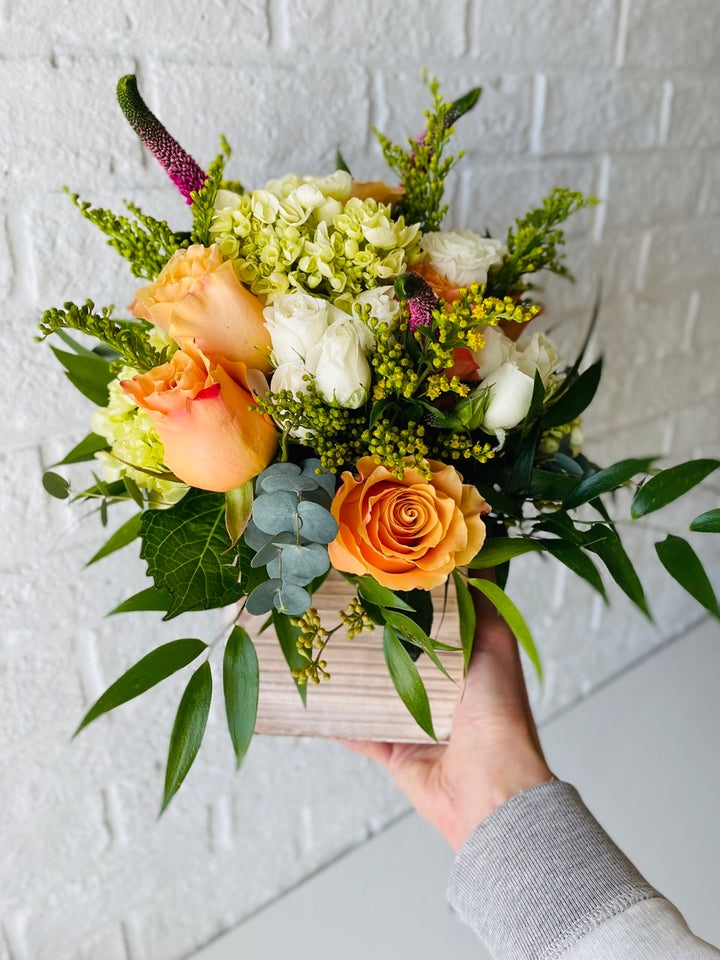 Flowers Just Because Custom Floral Arrangements in Bolton, Ontario